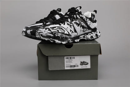 BLCG 2030-34 Black & White Graffiti